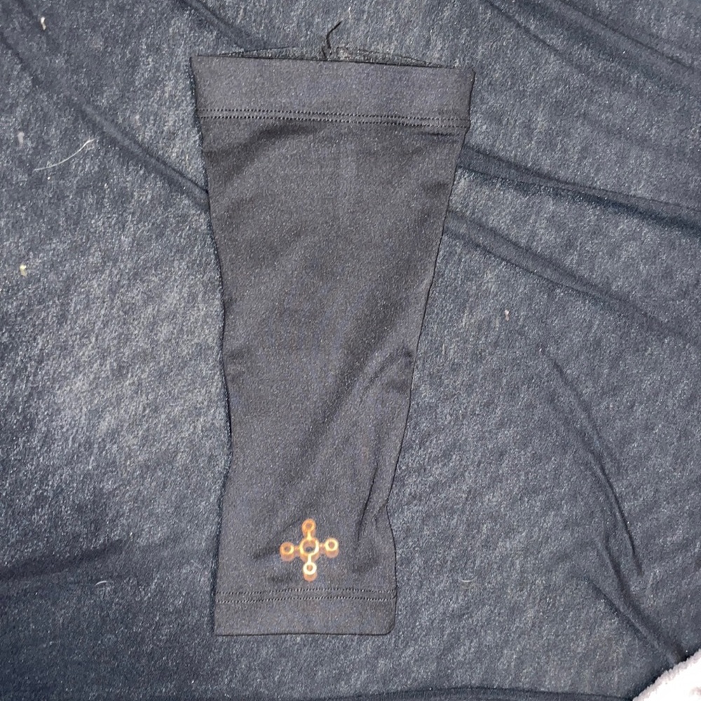 Tommie copper arm sleeve